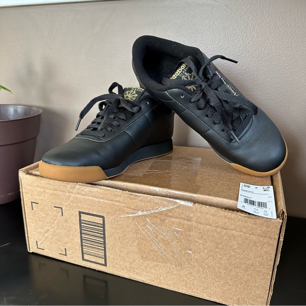 Reebok Princess Sneakers Size 8